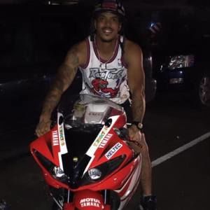 Meet your Posher, Antonio j